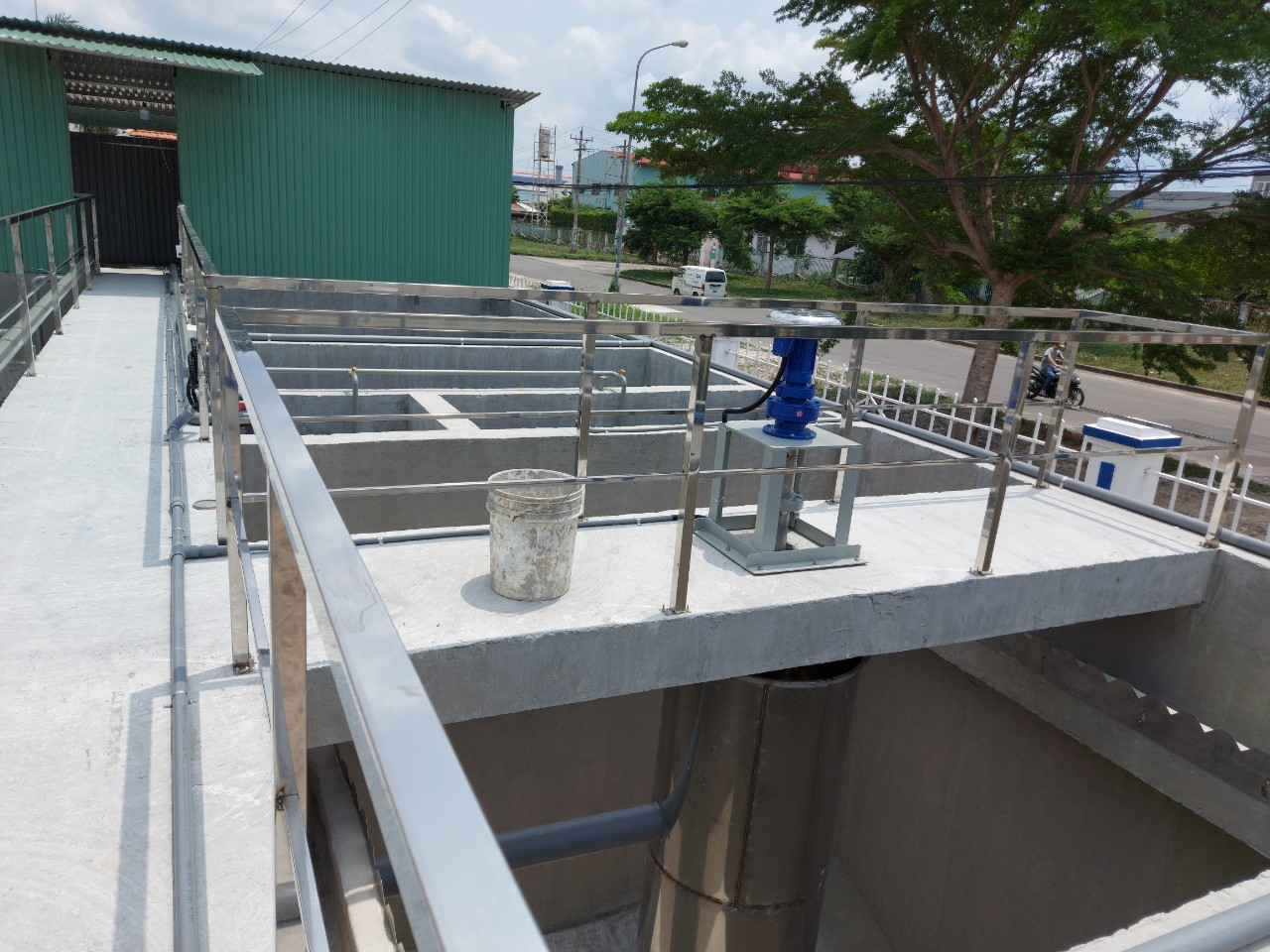 Bể xử lý nước tải